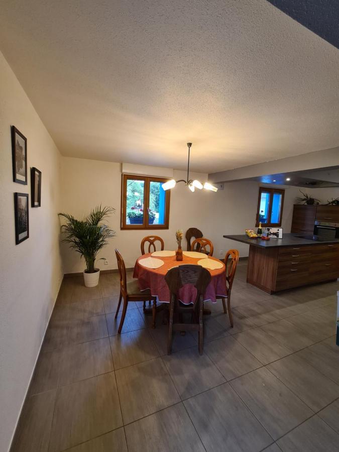 Agreable Appartement Avec Spa Proche De La Foret Bréchaumont Buitenkant foto